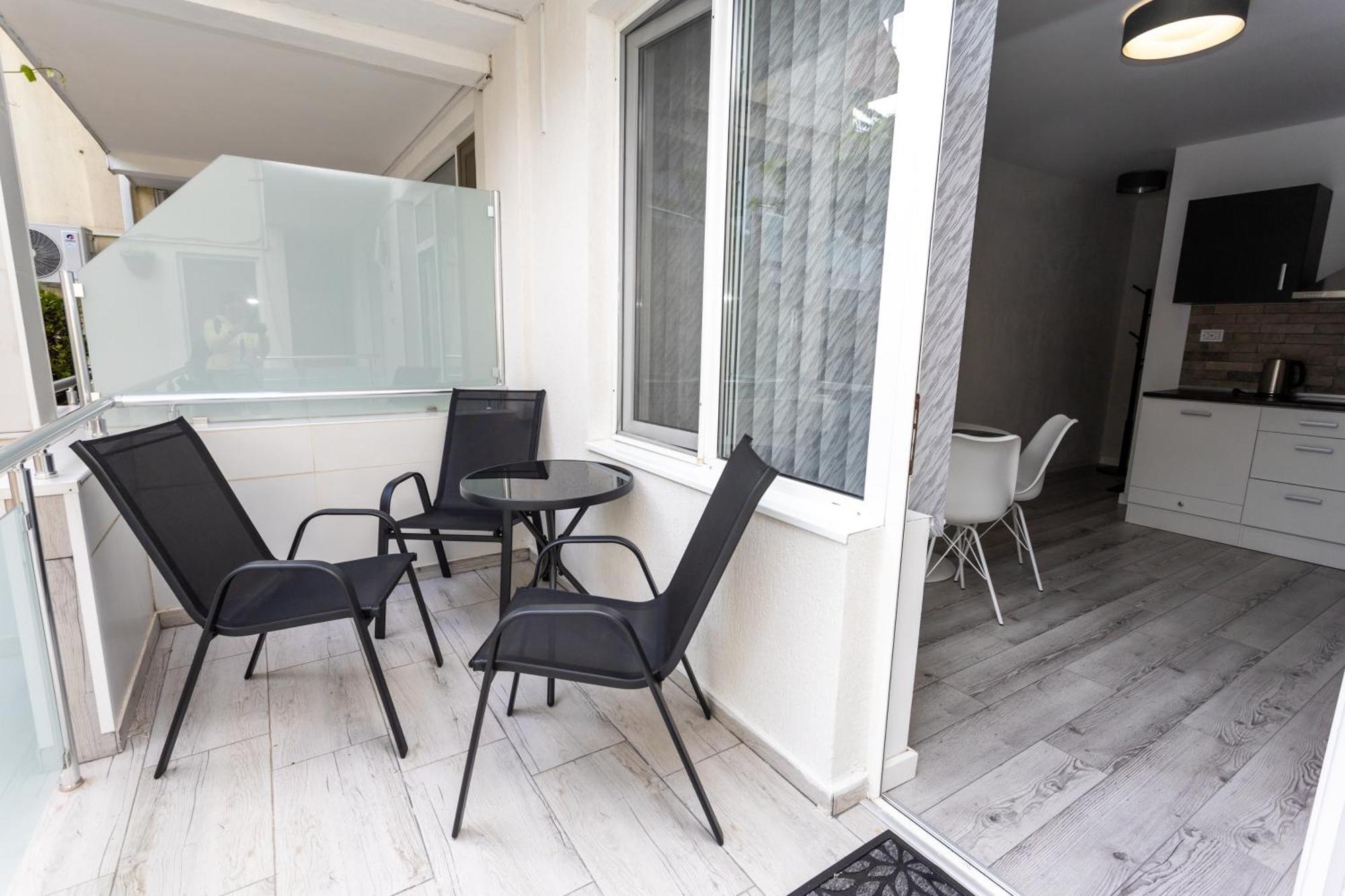 Guest House Desi - Къща За Гости Деси Baltsjik Buitenkant foto