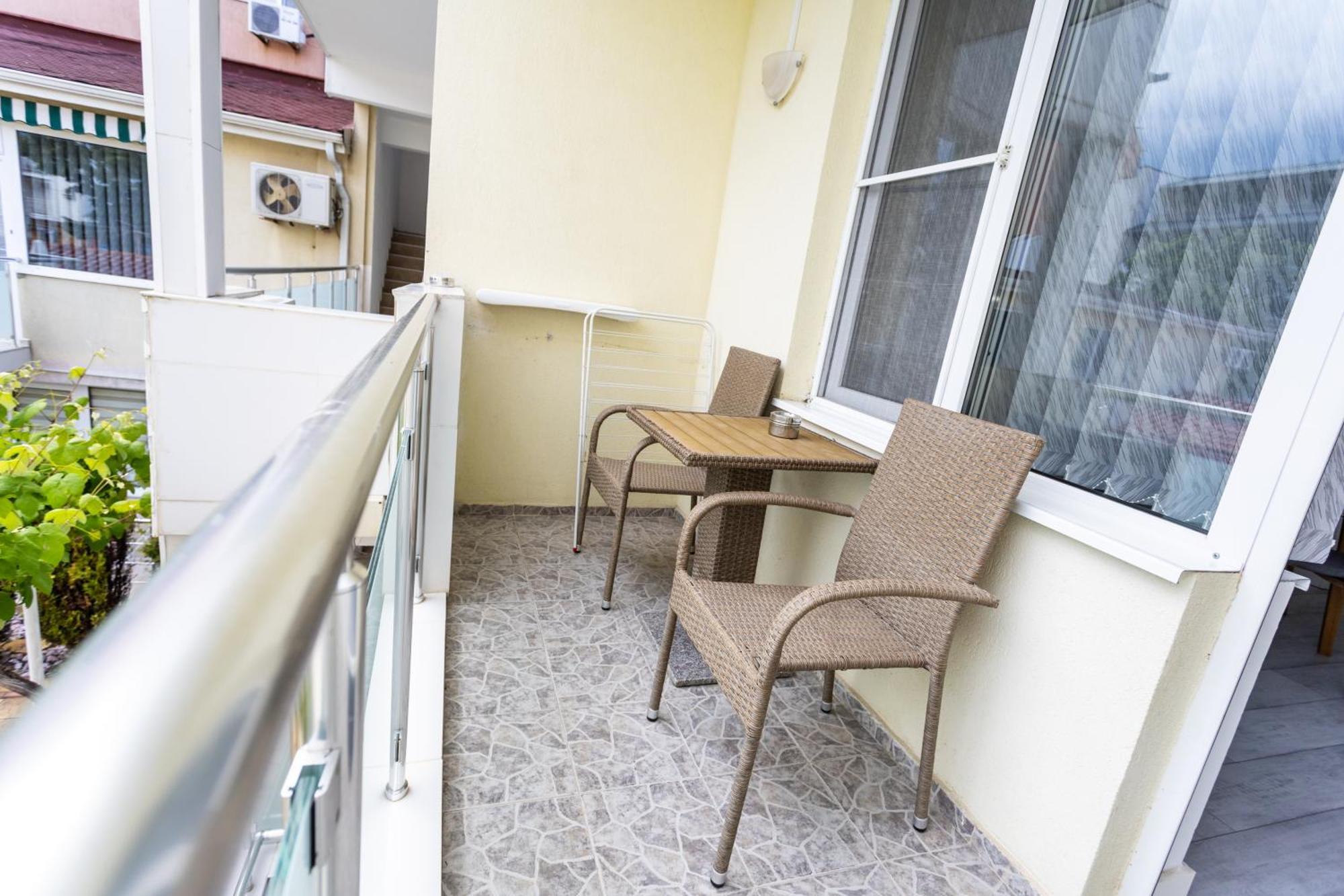 Guest House Desi - Къща За Гости Деси Baltsjik Buitenkant foto