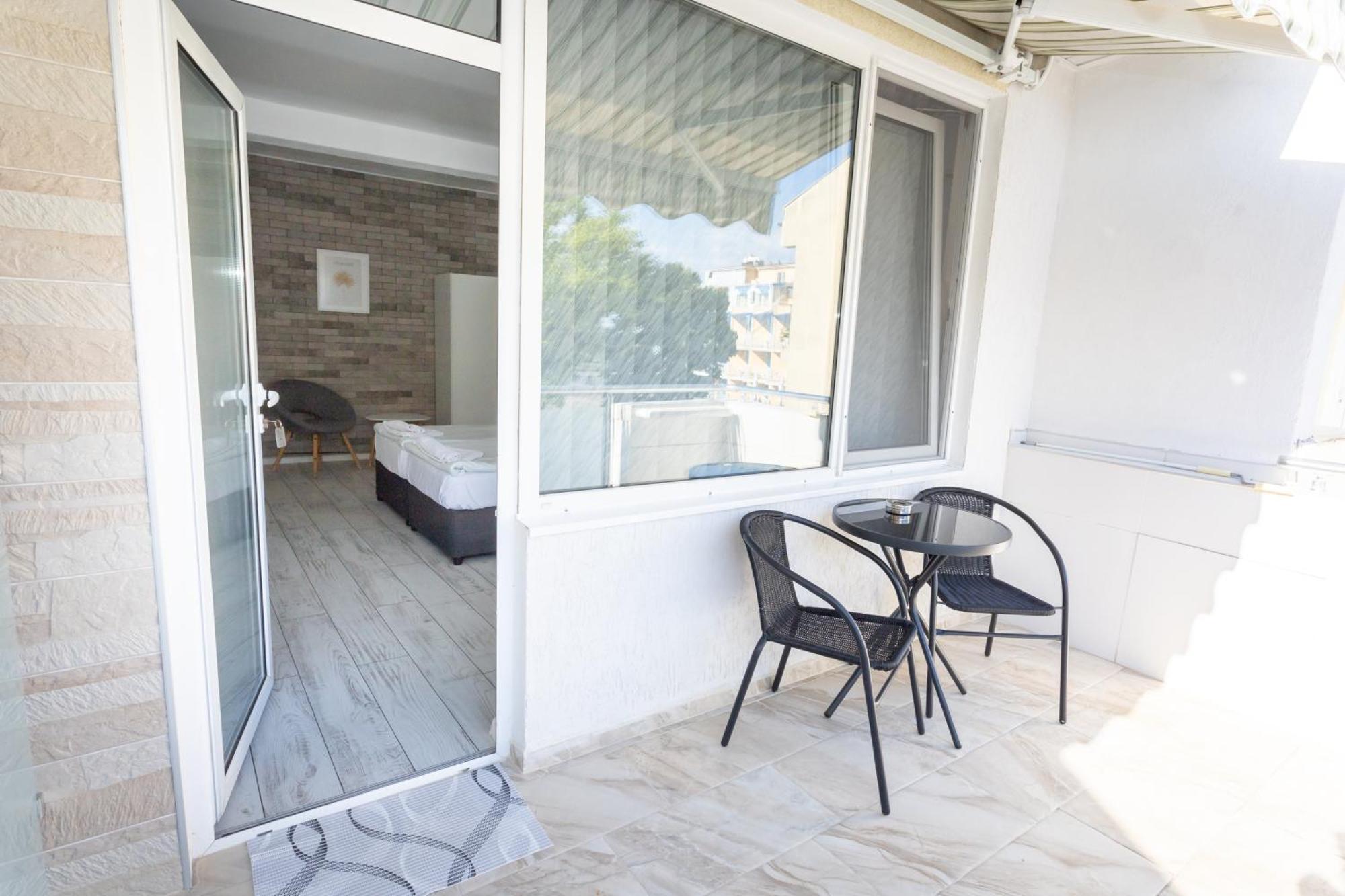 Guest House Desi - Къща За Гости Деси Baltsjik Buitenkant foto