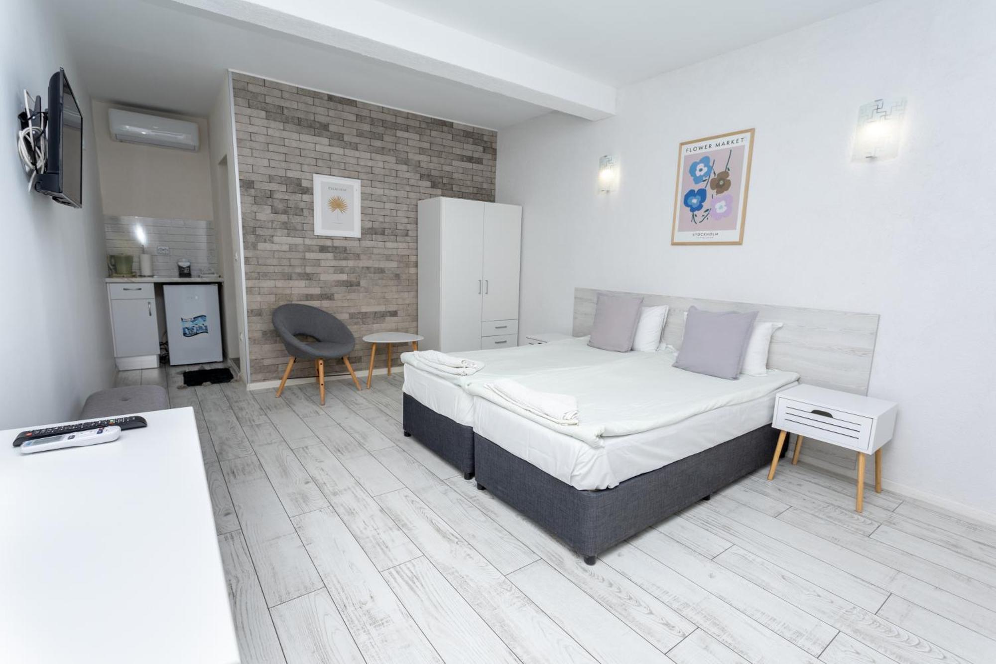Guest House Desi - Къща За Гости Деси Baltsjik Buitenkant foto